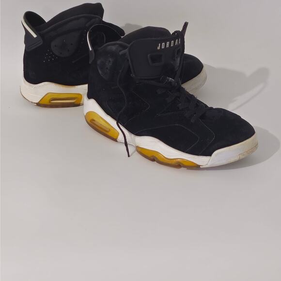 Air Jordan 6 Retro Heiress Suede Size 10 Basketball Sneaker 384664-508 main image 5